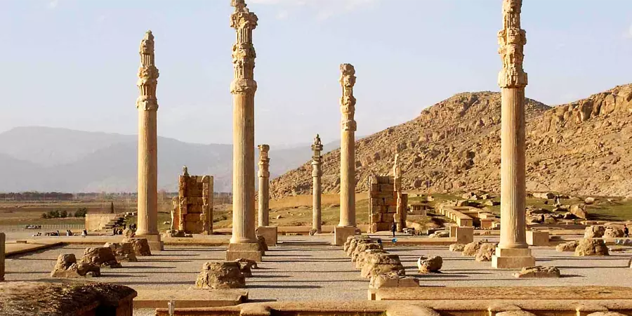 Apadana's walls were adorned with intricate bas-reliefs depicting scenes from royal life